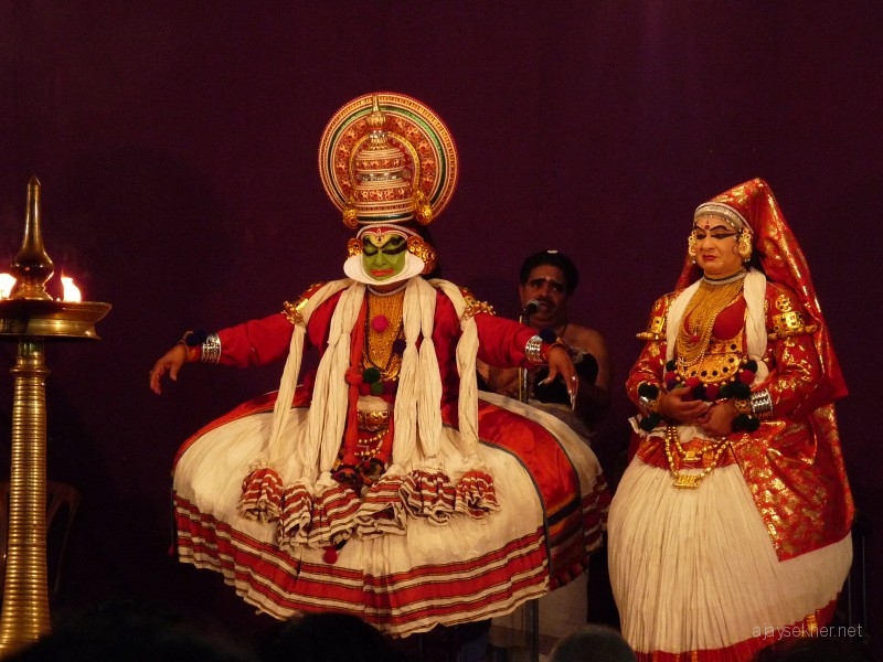 A favorite duo: Kalamandalam Gopi and Margi Vijayakumar