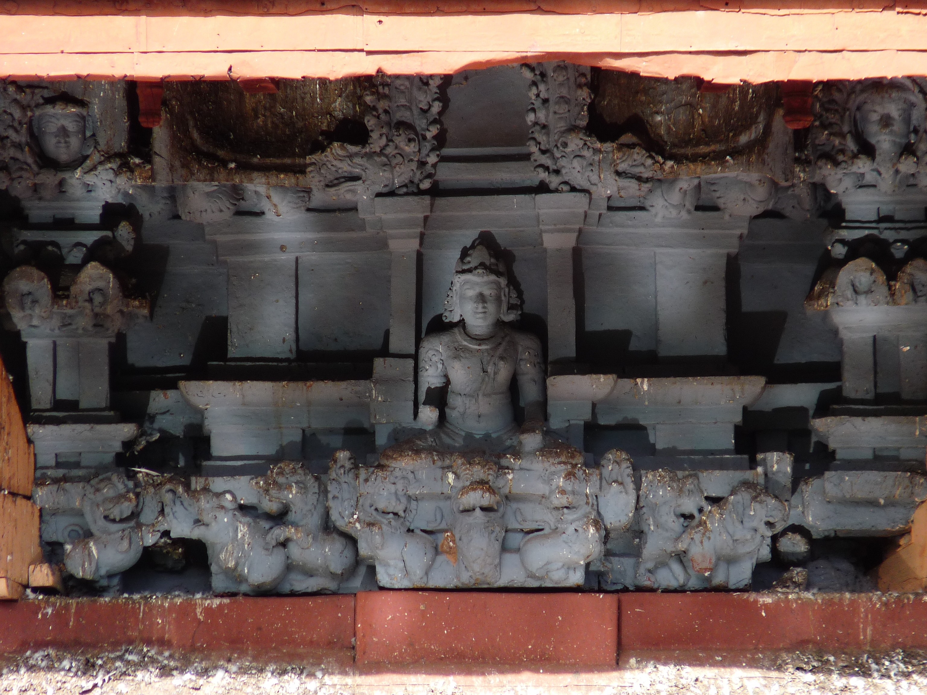 A seated Boddhisatva on the wall of Ananthapura temple