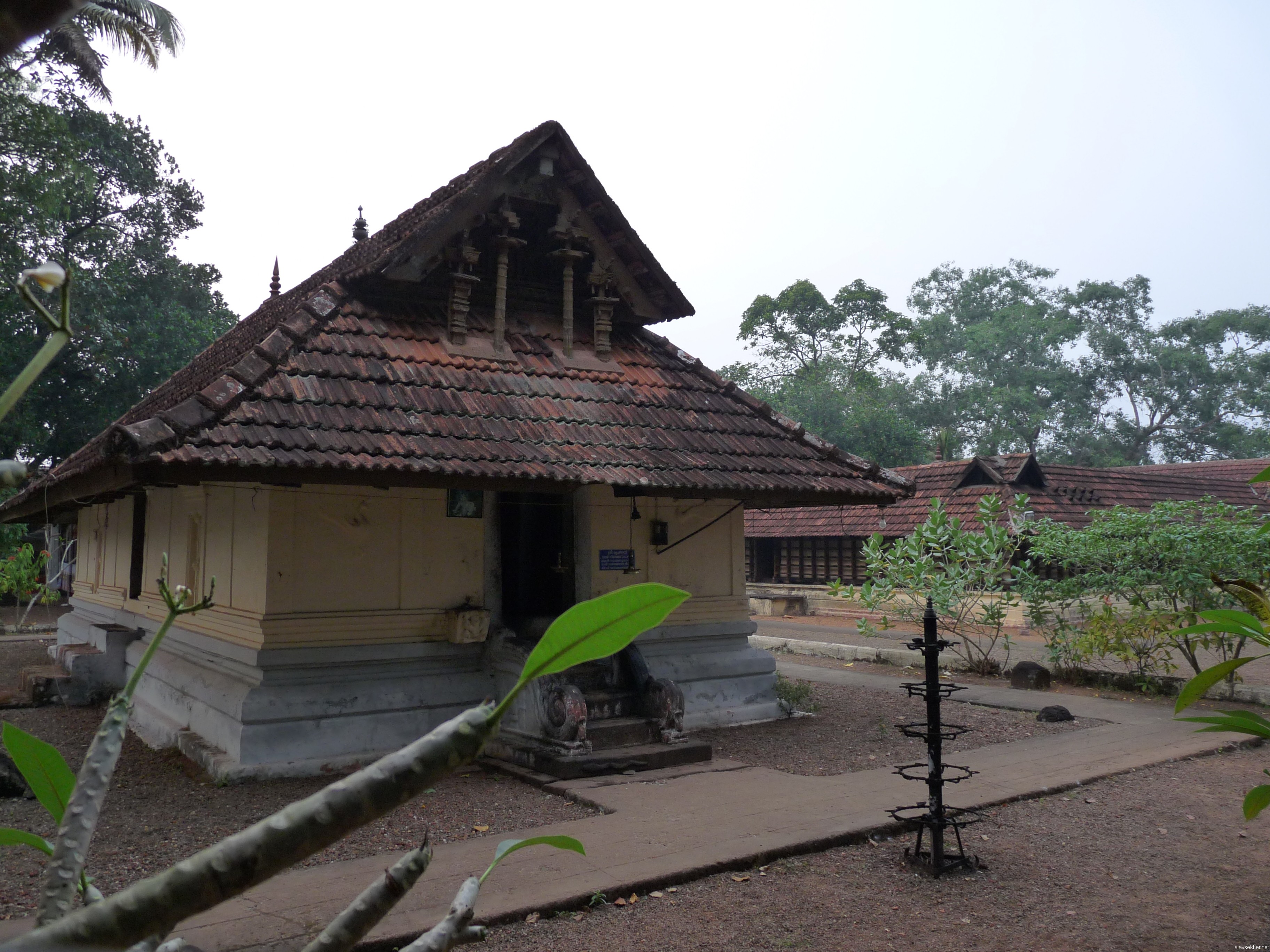 Kilirur temple shrine housing Buddha relief