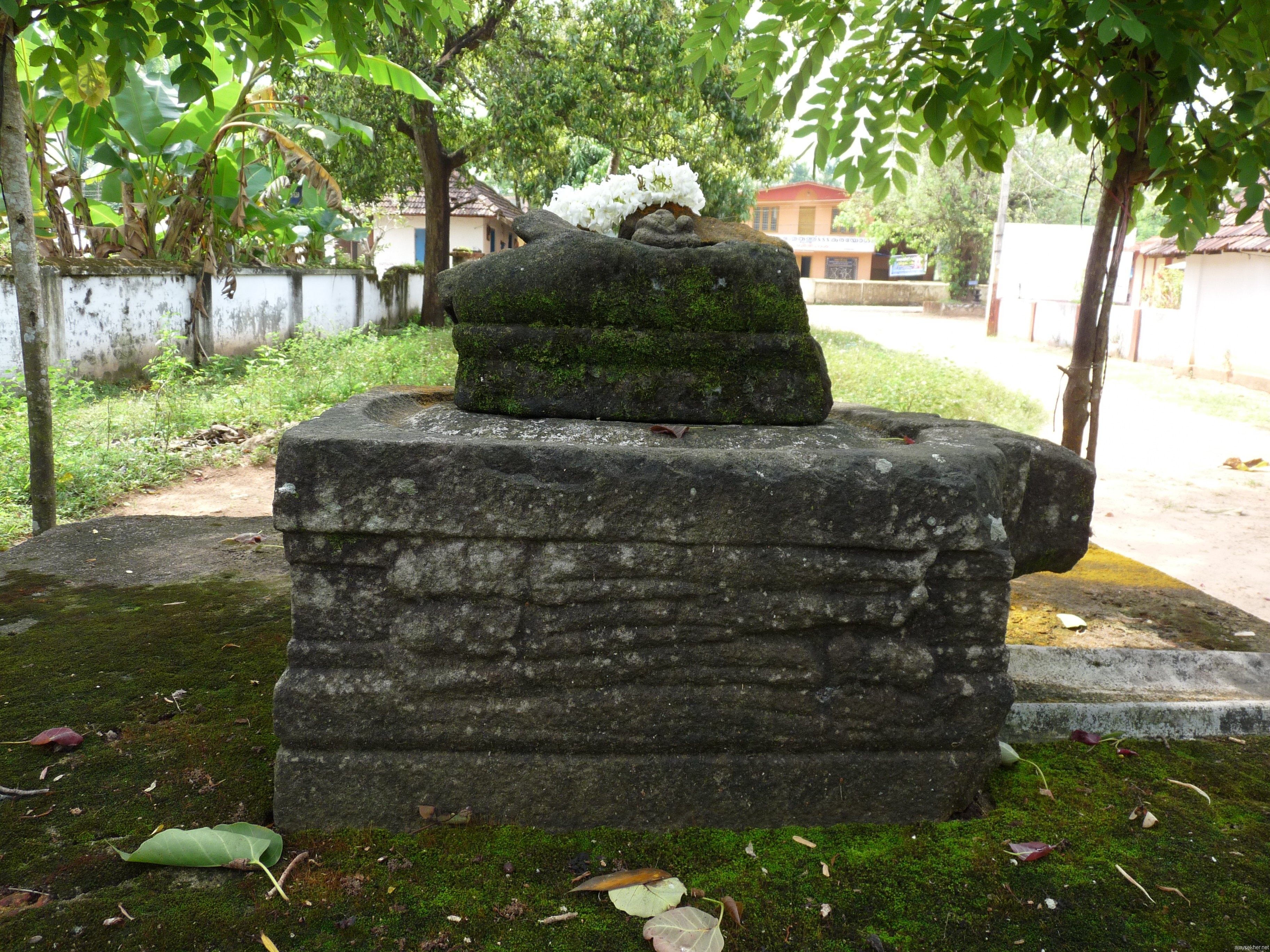 Pattanam Nileeswaram Siva temple